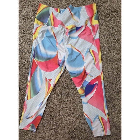 NWT Fabletics Athletic Set Size 1X Multicolor Cropped Leggings Top Power Hold - Picture 2 of 16